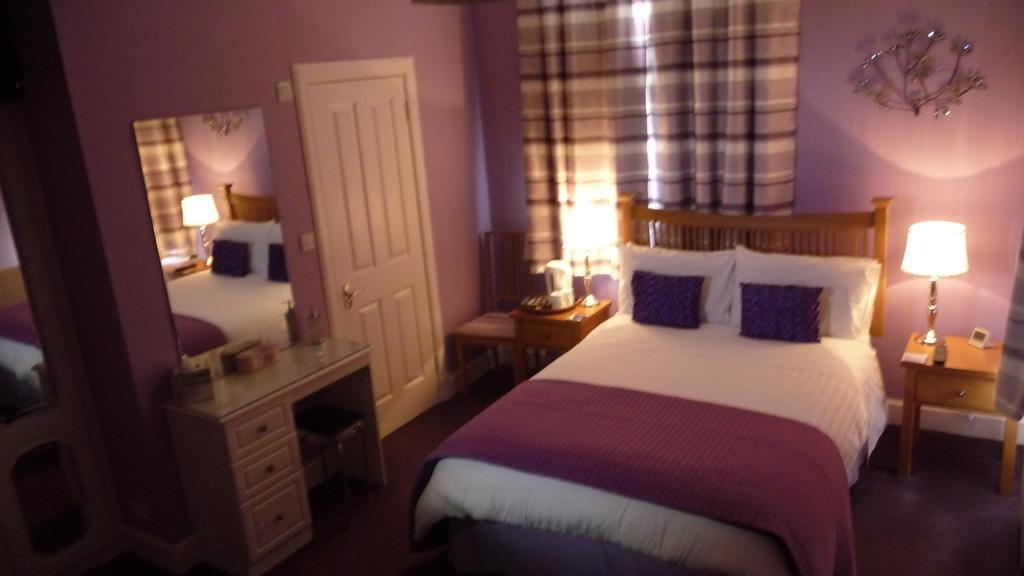Lauren House Dumfries Room photo